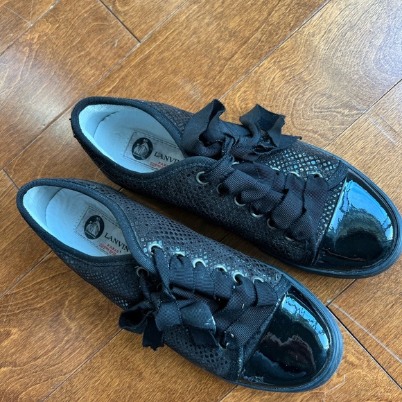 Lanvin black leather lace up - Picture 3 of 3